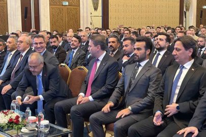 Bakan Bayraktar: "Milli Enerji 2040 kapsamında elektrik iletim ve dağıtım altyapımızda yaklaşık 100 milyar dolarlık bir yatırım öngörüyoruz"
