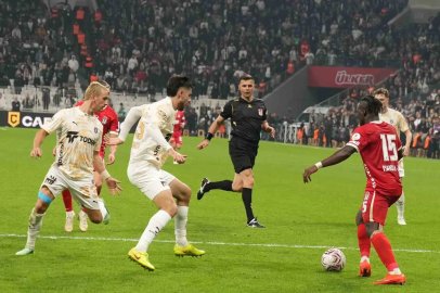 Trendyol Süper Lig: Beşiktaş: 2 - Başakşehir: 0 (Maç sonucu)
