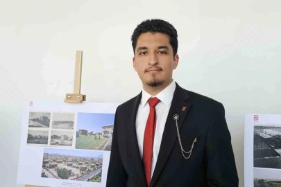 Okuduğu üniversitenin tarihini sergiyle anlattı
