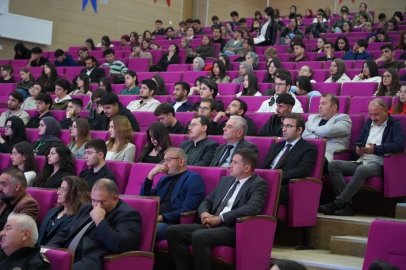 BARÜ ev sahipliğinde "18. Uluslararası Eğitim Araştırmaları Kongresi" gerçekleştiriliyor
