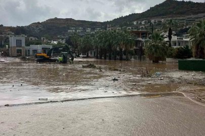 Bodrum’da sağanak yağış etkili oluyor
