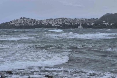 Bodrum’da feribot seferleri iptal edildi
