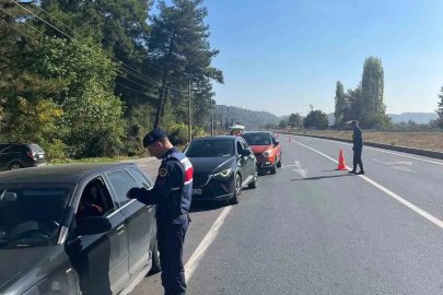 Muğla’da Jandarma trafik timlerince bir haftada 27 bin 741 araç denetlendi
