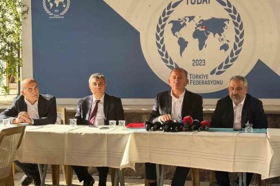 Gürsel Tekin: "Cumhuriyet Halk Partisi elbette zor bir dönem geçiriyor"
