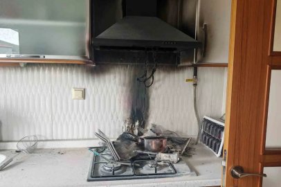 Ocakta unutulan yağ evi yakıyordu
