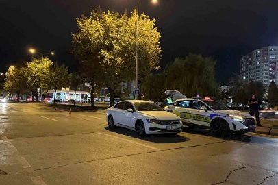 Otomobilin çarptığı üniversite öğrencisi ağır yaralandı
