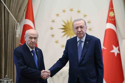 Cumhurbaşkanı Erdoğan, MHP lideri Bahçeli’yi kabul etti
