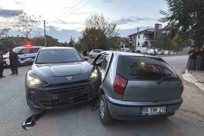 Bolu’da cip ile otomobil çarpıştı: 4 yaralı
