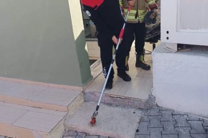 Yayladağı’nda yerleşim yerinde görülen yılan doğaya bırakıldı

