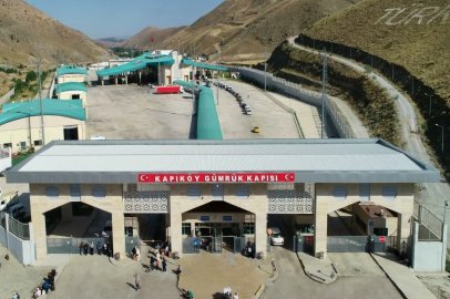 Başkan Takva müjdeyi verdi: Kapıköy karşılıklı tır geçişlerine açıldı
