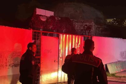 Karaman’da tarihi hamamın bahçesinde yangın
