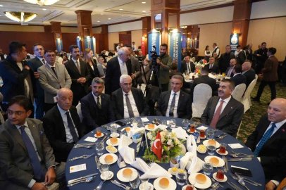Bakan Tekin: "Ortak akıl arayışı beni mutlu etti"
