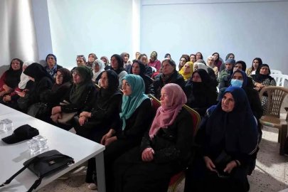 Elazığ’da kadınlar meme kanserine yönelik bilgilendirildi
