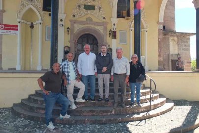 Edremit’te tarihi Güre Camii ilgi görüyor

