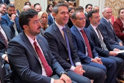 Bakan Bayraktar: "Türkiye 2053 yılında karbon nötr bir ekonomi olacak"
