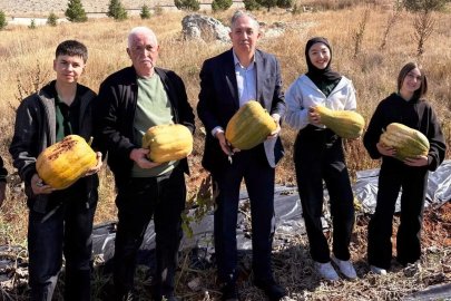 Altıntaş’ta öğrencilerin emeği kabak tatlısı oldu
