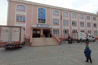 "Okulumda ‘Kan’panya Var" etkinliğinde 60 ünite kan bağışı
