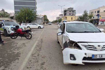 Adıyaman’da otomobil ile motosiklet çarpıştı: 1 yaralı
