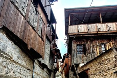 Yıllara meydan okuyan Eğin evleri, tarihi ve ustalığı yaşatıyor
