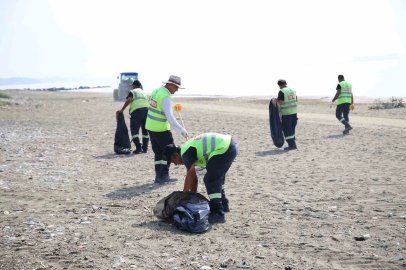 Hatay’ın sahillerinde sezon sonu temizliği gerçekleştirildi
