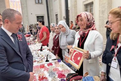 Cumhuriyet coşkusu ilmek ilmek işlendi
