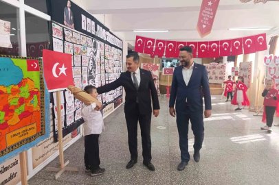 Bolvadin’de ’Cumhuriyet Sokağı’ sergisi açıldı
