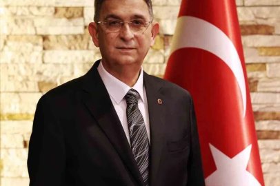 Adnan Ünverdi’den 29 Ekim Cumhuriyet Bayramı mesajı
