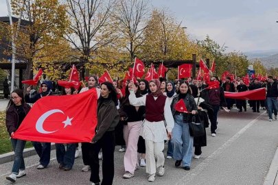 Cumhuriyet Bayramı dolayısıyla bayrak yürüyüşü düzenlendi
