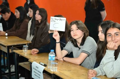Kırıkkale’de liseler arasında "Tabiat ve Yaşanabilir Çevre Bilgi Yarışması" düzenlendi

