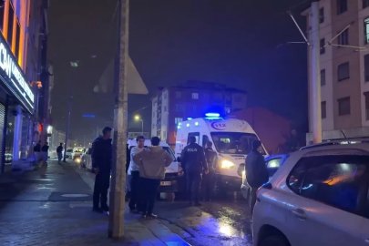Alkollü şahıs apartman kapısının camını kırdı, ağır yaralandı
