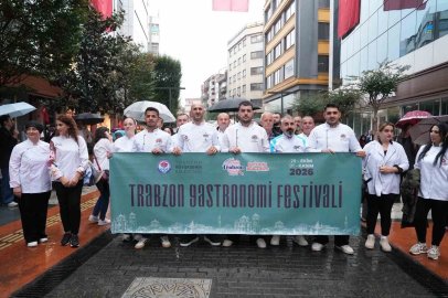 Trabzon Gastronomi Festivali kortej yürüyüşü ile başladı
