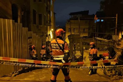 Beyoğlu’nda çöken 5 katlı binada arama çalışmaları tamamlandı
