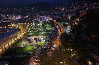 Cumhuriyet ritminde Bursa tek yürek
