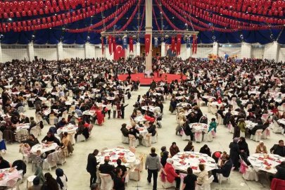 Başkan Başdeğirmen belediye personeliyle bir araya geldi
