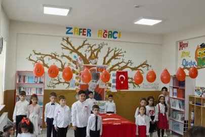 Minik yüreklerden Cumhuriyet’e anlamlı armağan: İstiklal Marşı’nın 10 kıtasını ezberlediler

