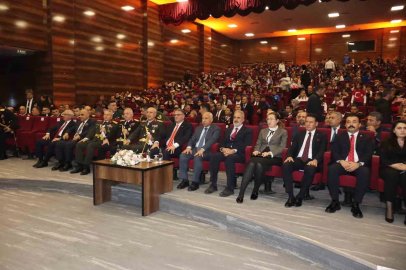 Van’da 29 Ekim Cumhuriyet Bayramı coşkusu
