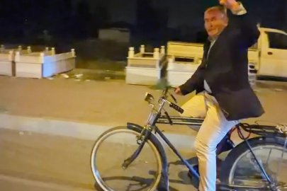 Iğdır’da yaşlı vatandaş Cumhuriyet konvoyuna bisikletiyle katıldı
