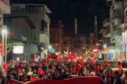 Sarıgöl’de Cumhuriyet coşkusu fener alayıyla sokaklara taştı
