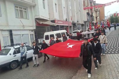 Hisarcık’ta Cumhuriyet Yürüyüşü düzenlendi
