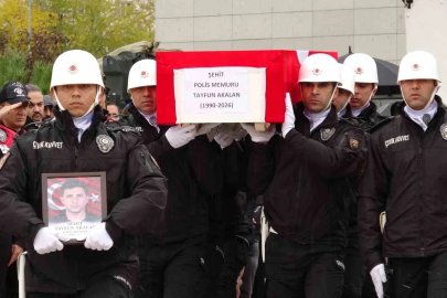 Kazada şehit düşen polis memuru için uğurlama töreni düzenlendi
