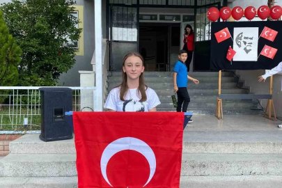 Cumhurbaşkanı Süleyman Demirel Ortaokulu’nda Cumhuriyet’in 103. yılı coşkuyla kutlandı
