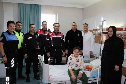 "Gülümse Midyat, Umut Çocuklarda" Projesi 6’ncı kez minik kalplere dokundu
