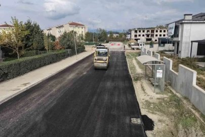 Düzce’de asfalt seferberliği sürüyor

