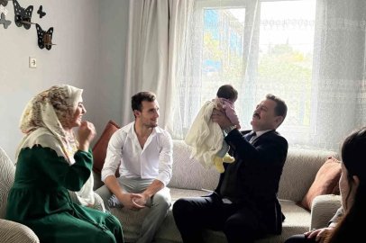 Evlilik kredisiyle yuva kuran çiftin bebek sevincine ortak oldular
