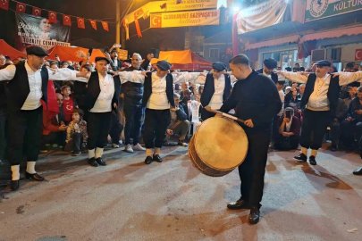 Bafra Gazipaşa Mahallesi’nde Cumhuriyet coşkusu

