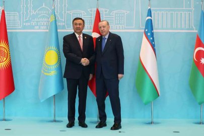 Cumhurbaşkanı Erdoğan, TDT Zirvesi’ne katılan liderleri karşıladı
