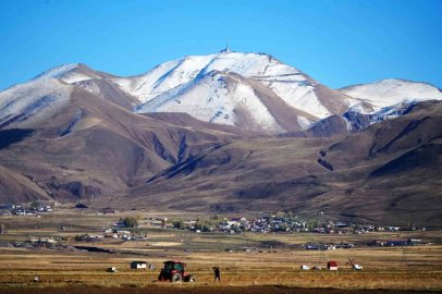85 yıllık gerçek tozlu raflardan indi: İnönü ve Bakanlar Kurulu üyeleri imzaladı, İngilizler Erzurum Palandöken’de petrolün izini sürdü
