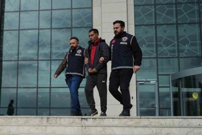 Babasını ekmek bıçağıyla öldüren cinayet zanlısı tutuklandı
