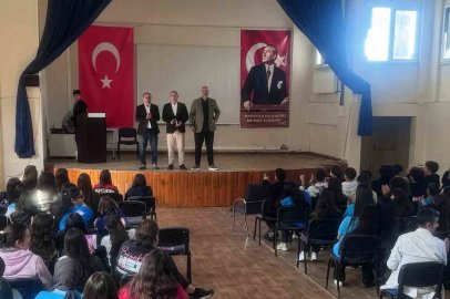 Bodrum’da öğrenciler yazarla buluştu

