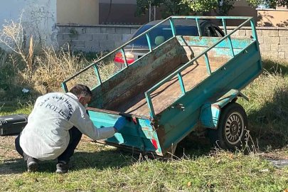 Karaman’da çalınan römork 2 ay sonra sahibinin evinin yanına bırakıldı
